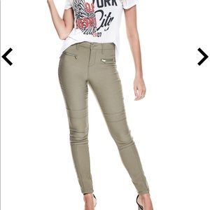 NWT G BY GUESS Motion Stretch Pants